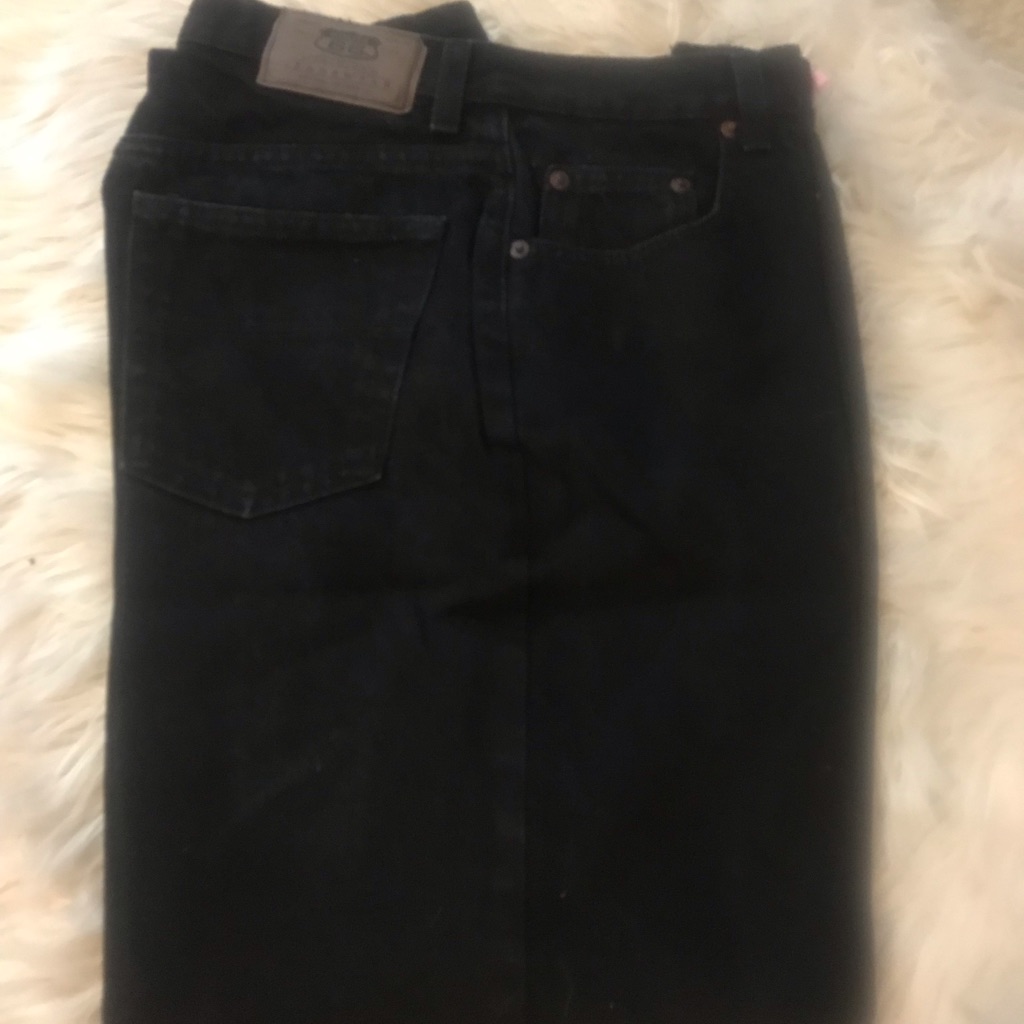 Basic Black Jeans